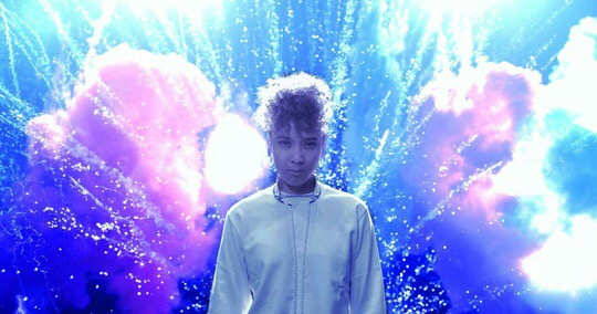 YOONMIRAE’s new single, “Hold on, Baby” confirmed for 09/13